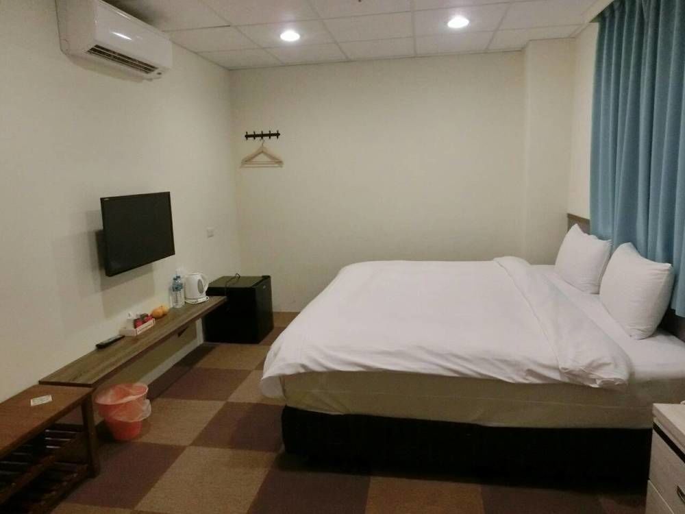 Chang Ti Metropolis Commercial Hotel Zhongli Eksteriør billede
