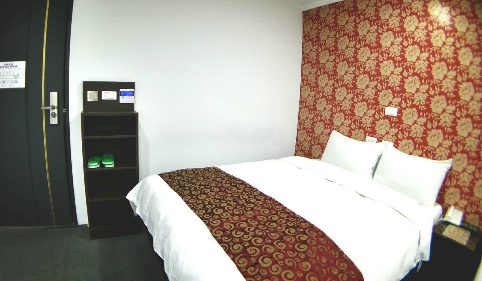 Chang Ti Metropolis Commercial Hotel Zhongli Eksteriør billede